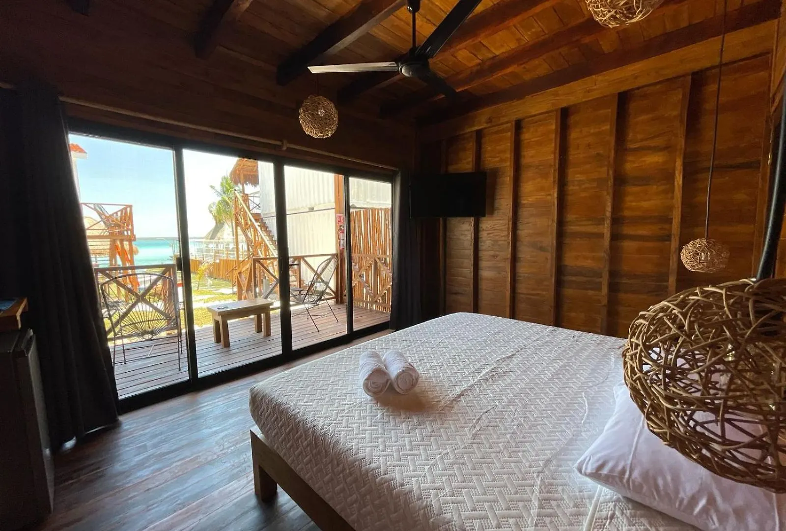 Hotel Solana Bacalar Lakefront