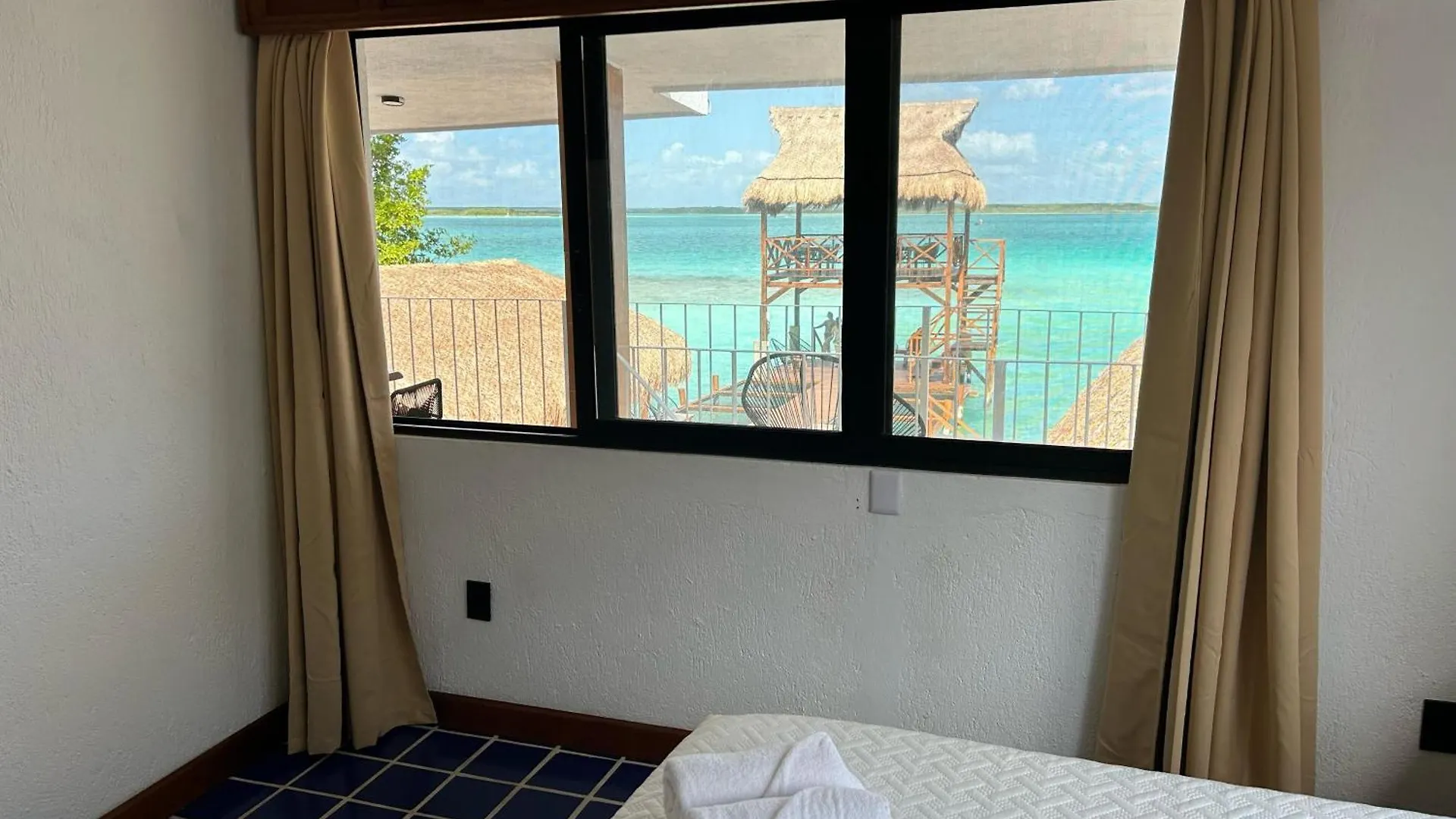 Hotel Solana Bacalar Lakefront