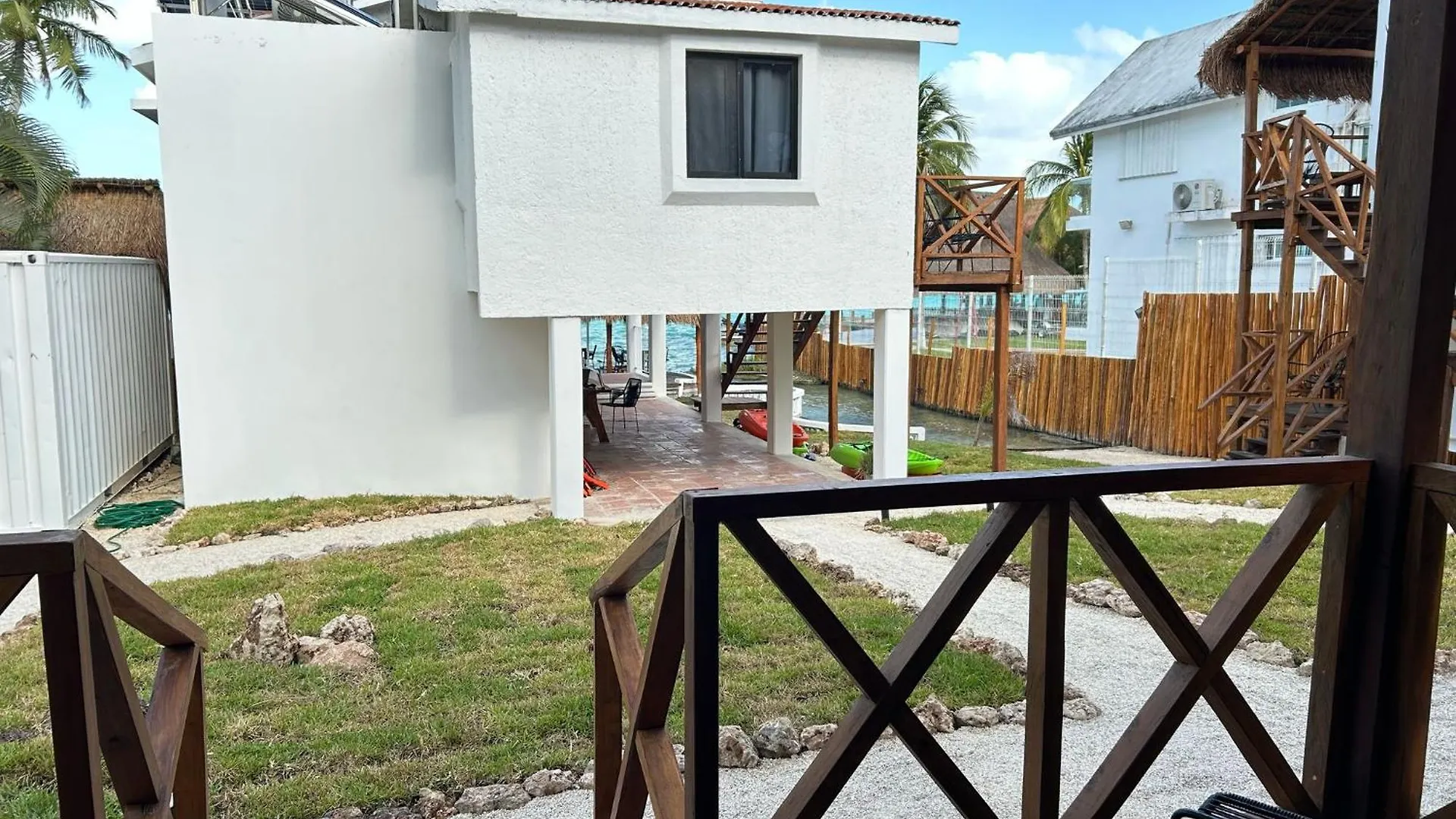 Hotel Solana Bacalar Lakefront