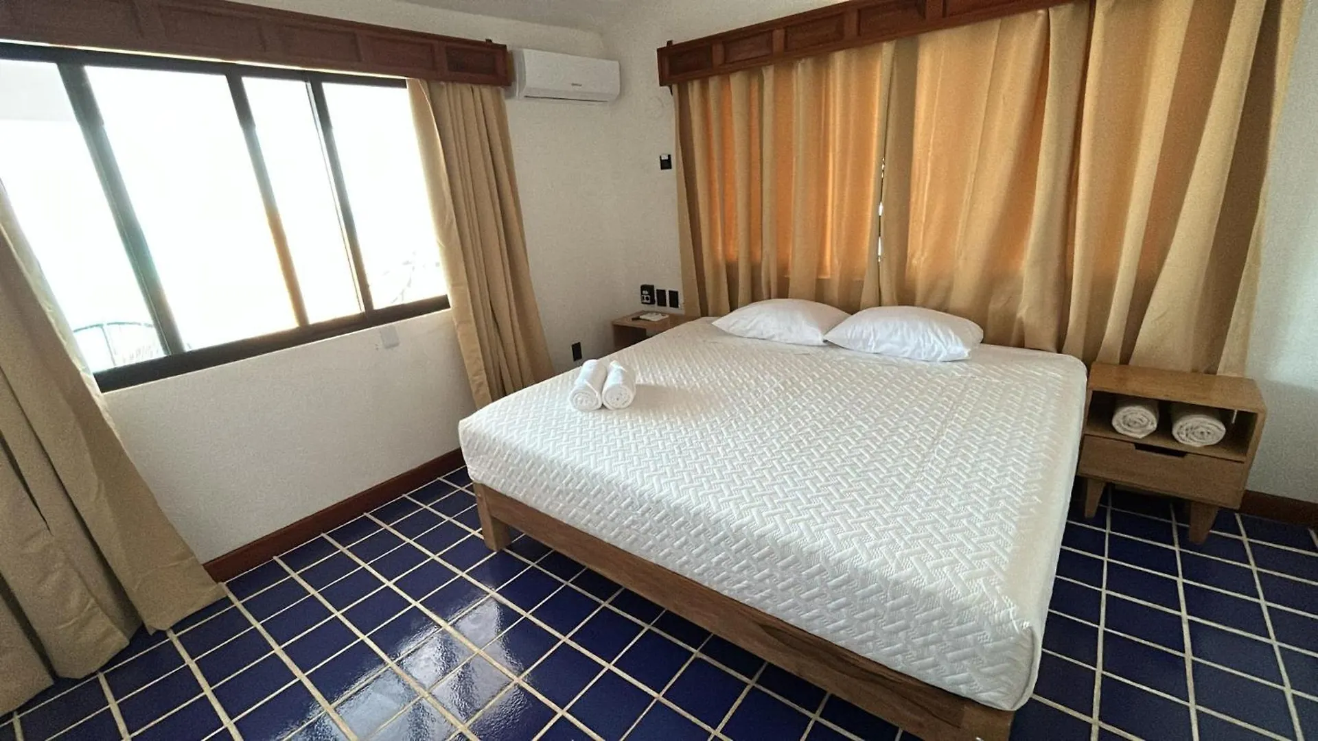 Hotel Solana Bacalar Lakefront