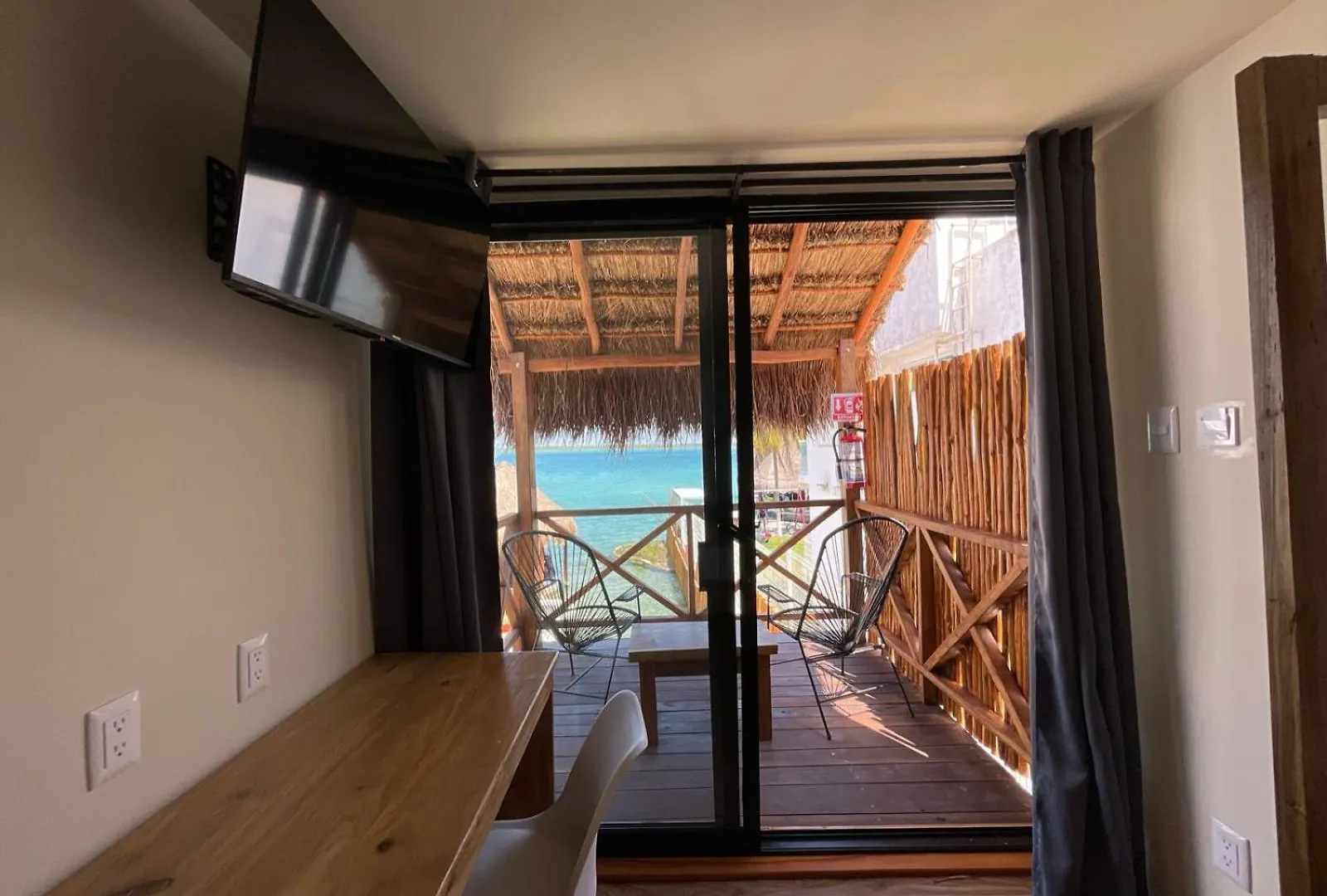 Hotel Solana Bacalar Lakefront